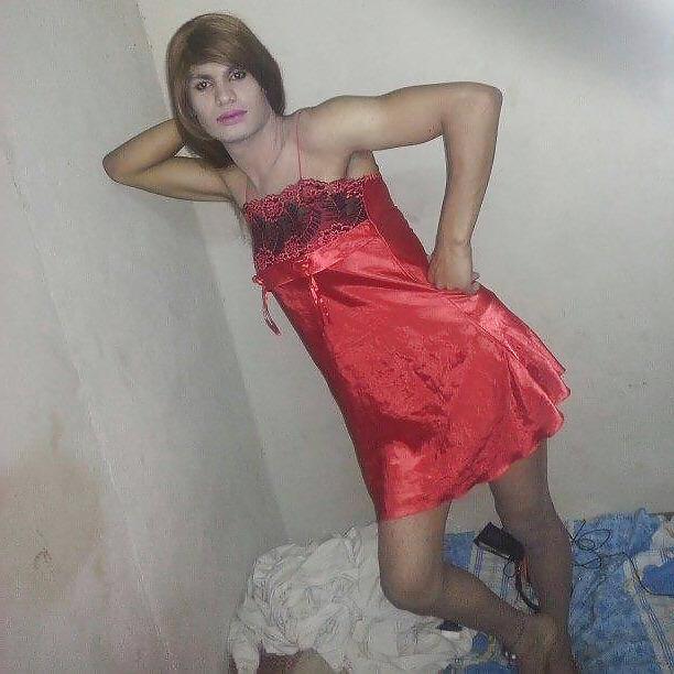 14P Egyptian Crossdresser Micky