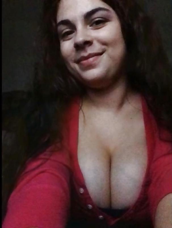 24P Big boobs from the United states