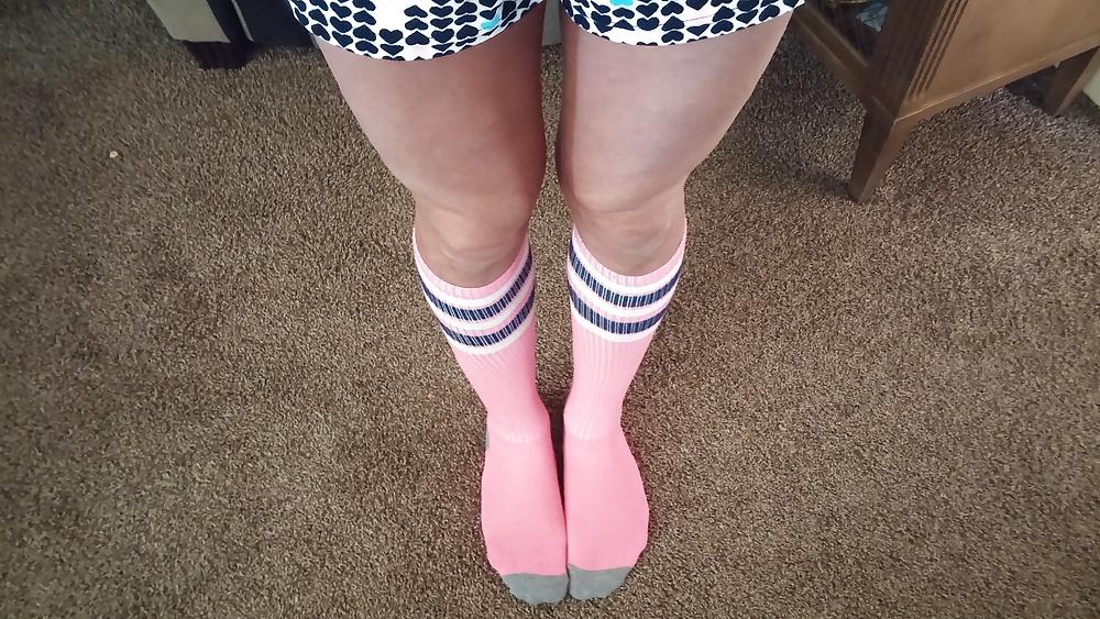 21P Pretty crossdresser in pink