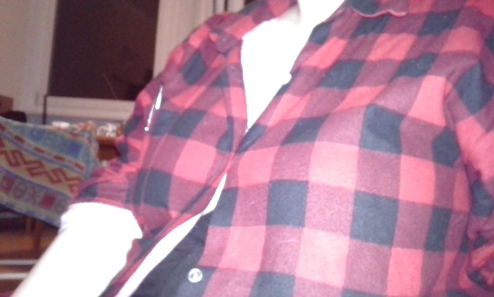12P My girlfriends big boobs im my red shirt