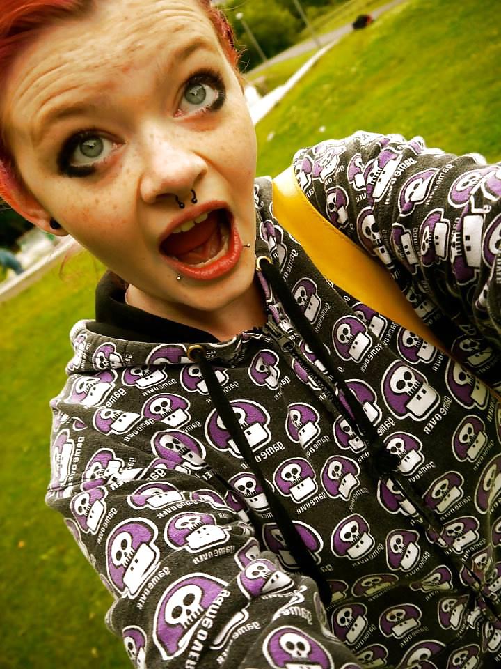 25P Irish Emo Teen From Cork