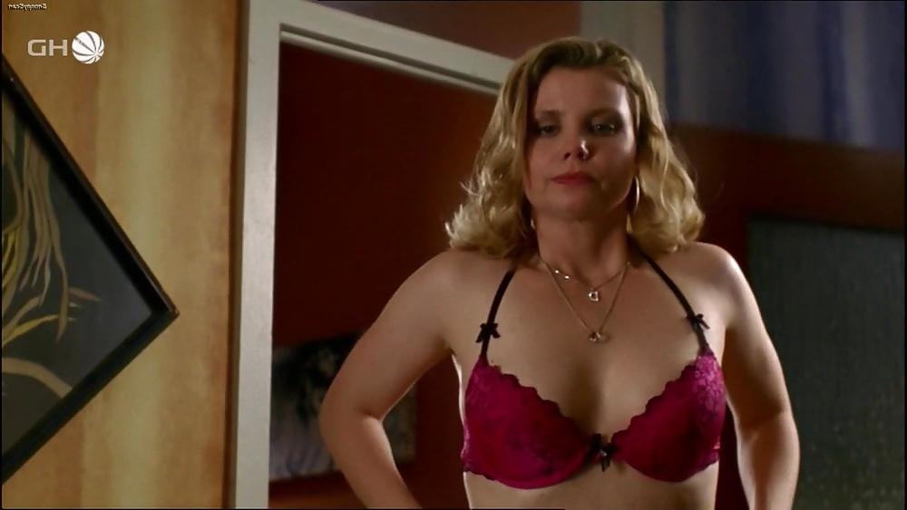 5P German actress Annette Frier