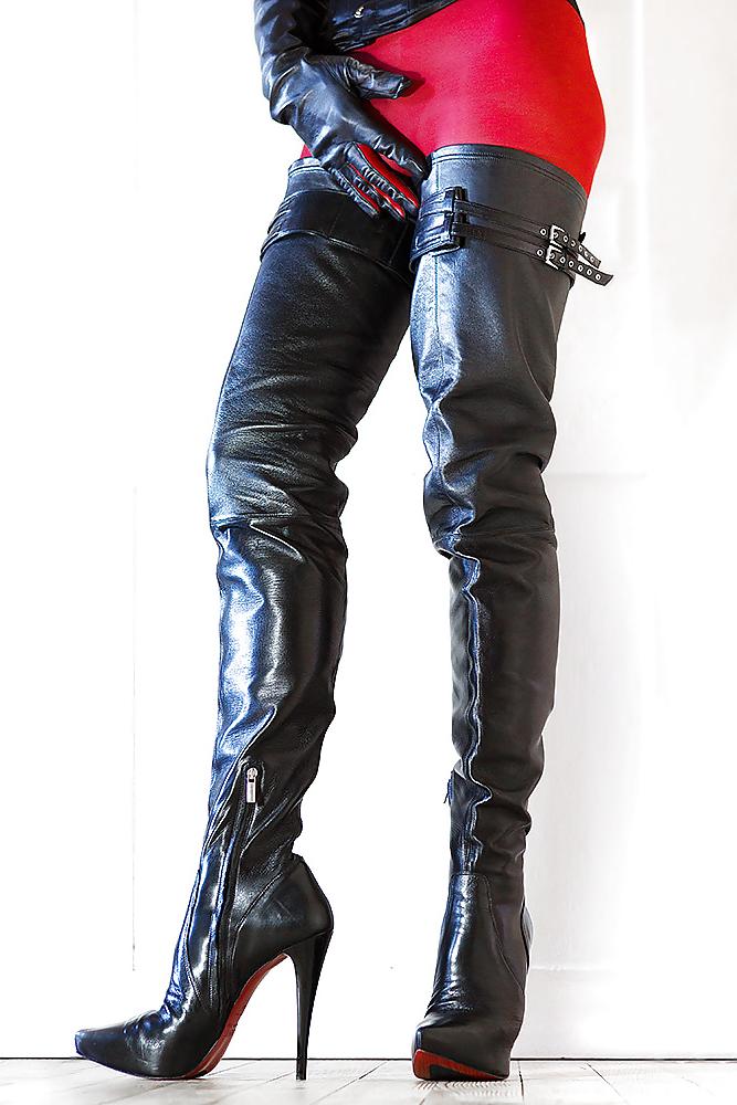 14P Thigh high black leather boots
