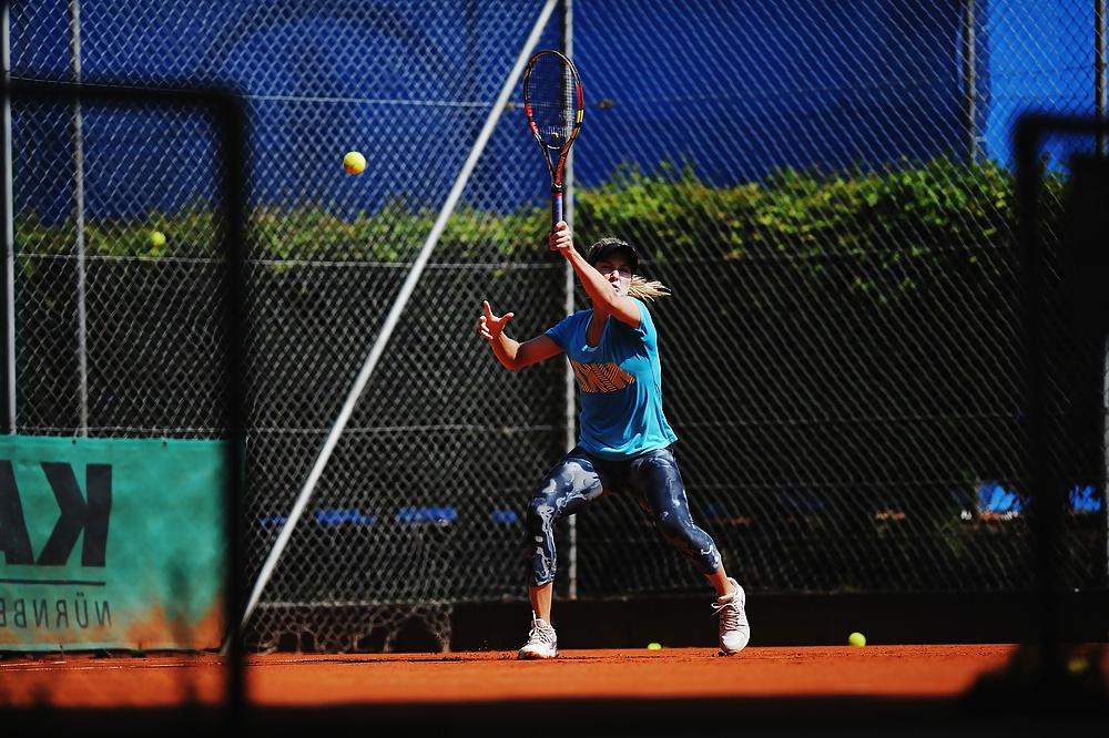 25P Eugenie Bouchard sexy tennis hottie