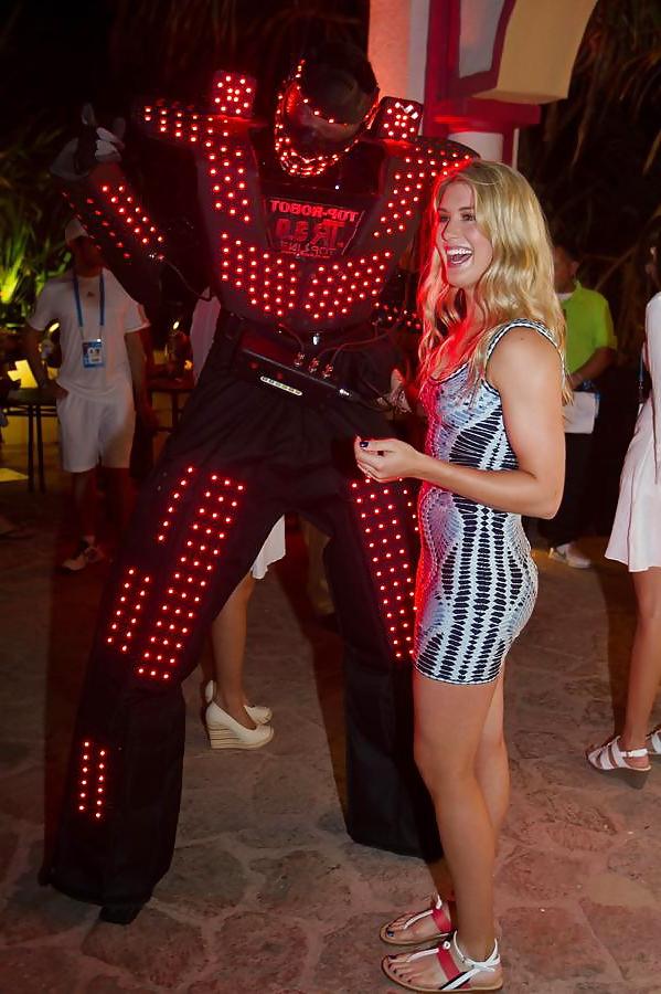 25P Eugenie Bouchard sexy tennis hottie