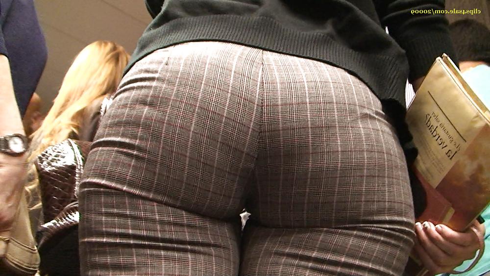 24P Delicious big booty 