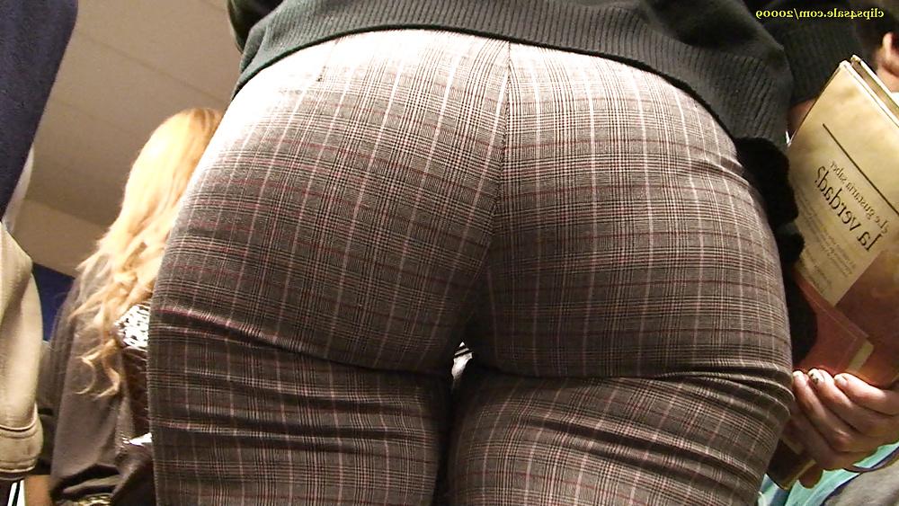 24P Delicious big booty 