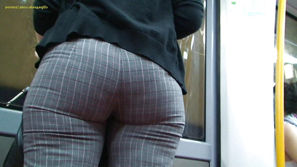 24P Delicious big booty 