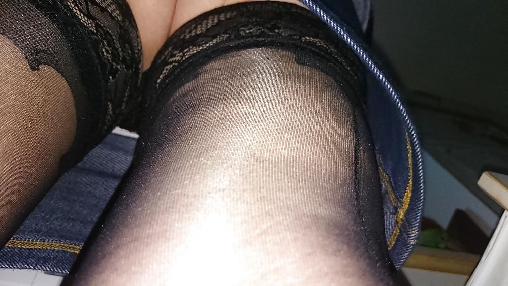 25P Stockings upskirt