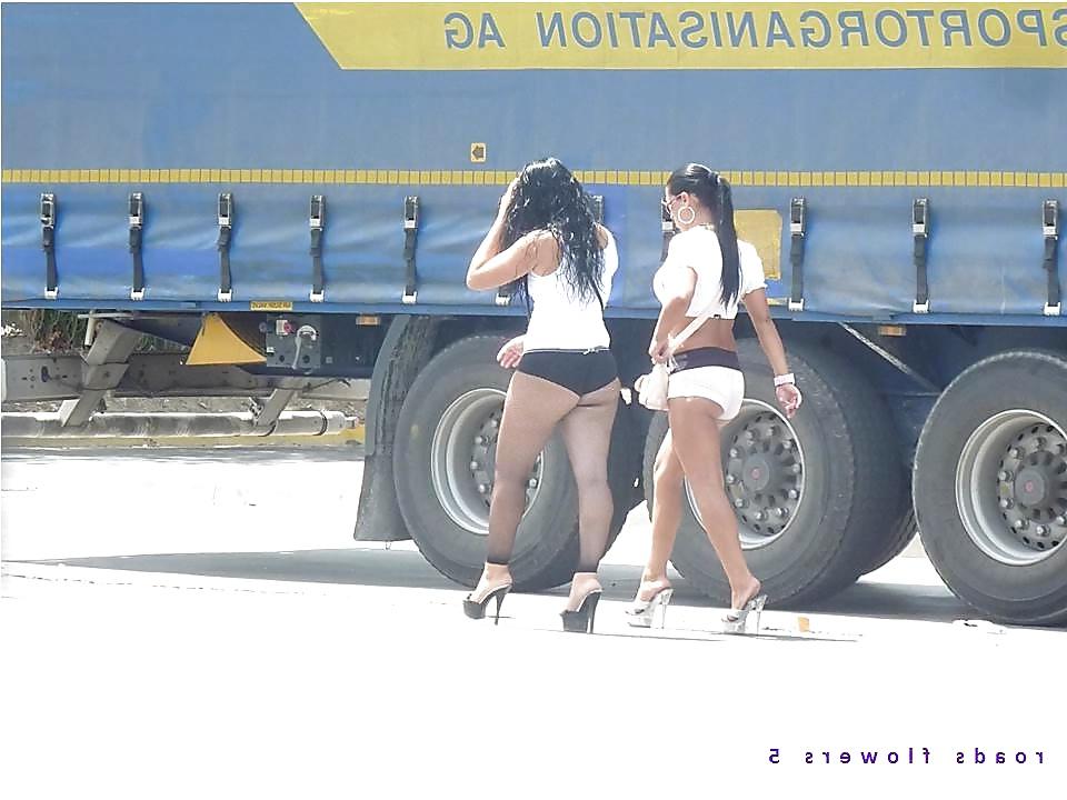 21P Street hookers. Roadflowers 4