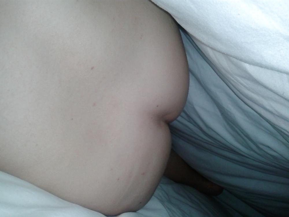 13P Voyeur Pics Of My Wifes Big Ass In Bed
