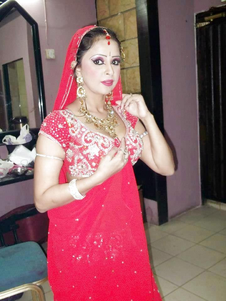 9P Big boobs paki milf 2
