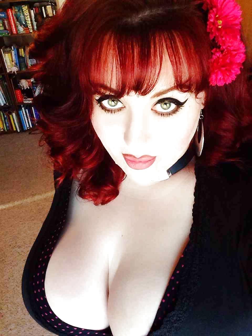 25P Big Boobs 02