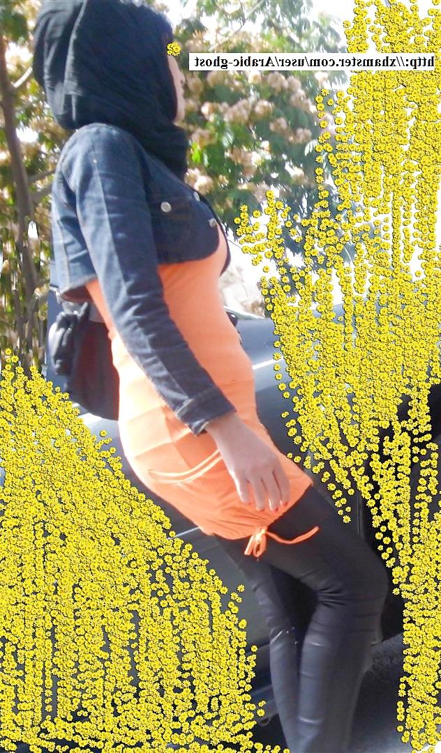 9P Arabic teen in hijab and tight pant in street