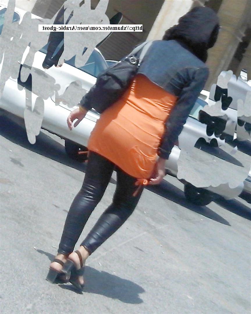 9P Arabic teen in hijab and tight pant in street
