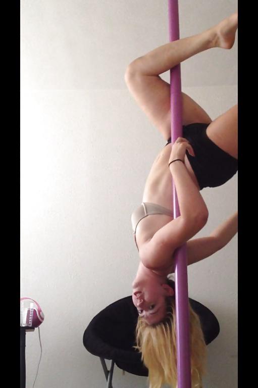 25P College stripper chick I used to fuck