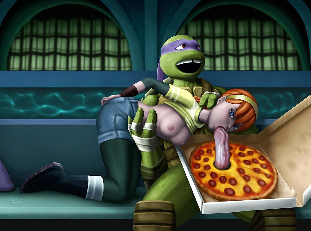 25P April O'Neil a slut for Mutant Ninja Turtles