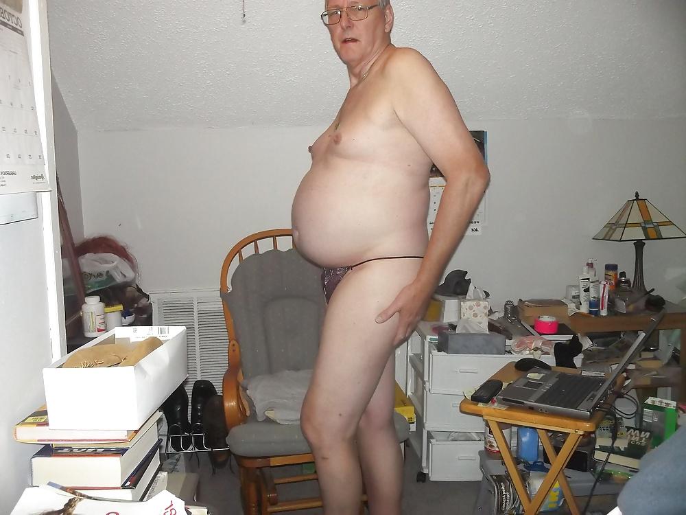 9P Showing my fat body for Master BigPopa