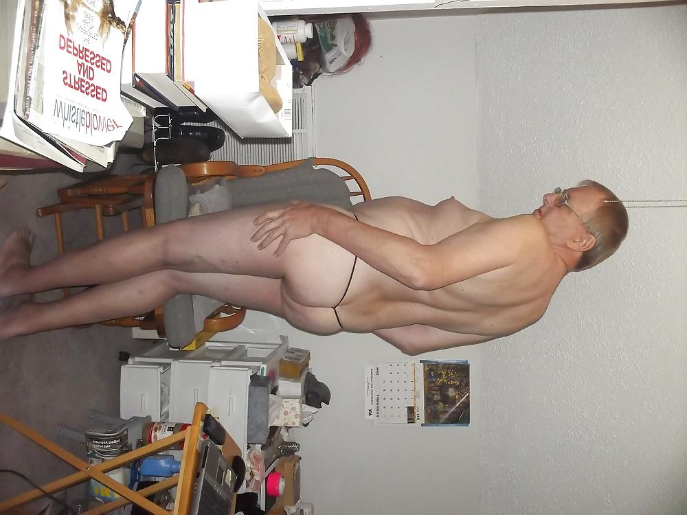 9P Showing my fat body for Master BigPopa