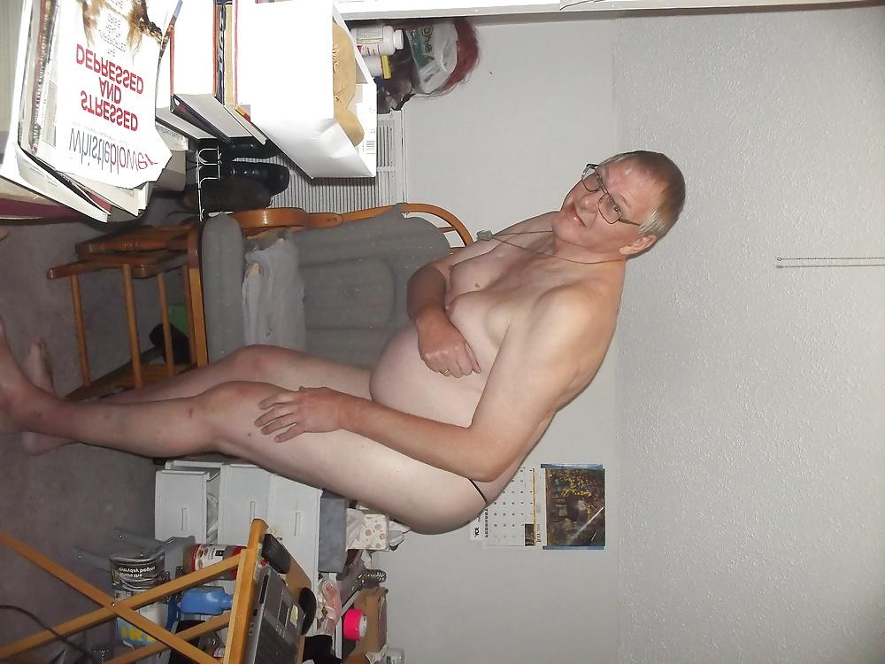 9P Showing my fat body for Master BigPopa