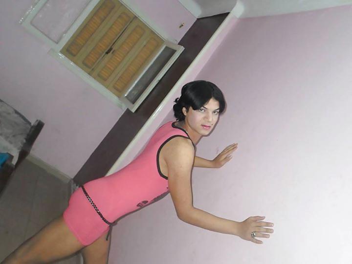17P Arab Crossdresser 11