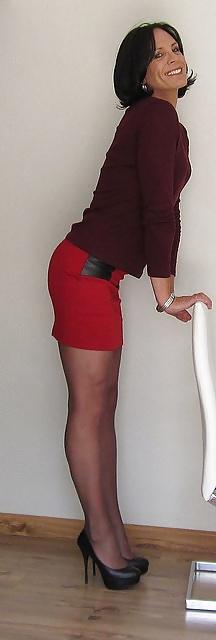 25P Mature crossdresser shemales