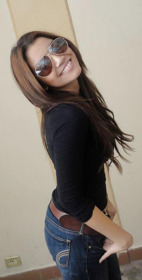 12P Turkish beauties in sunglasses! On which face would you cum?