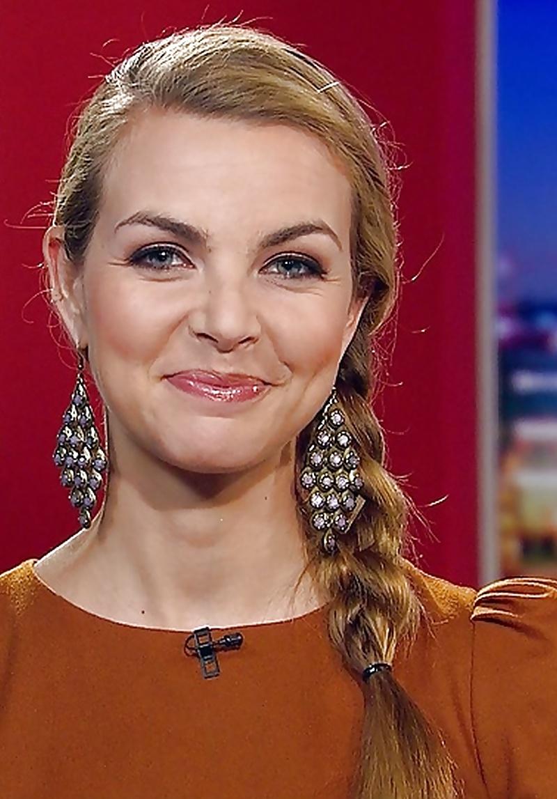 25P German milf Annika Kipp