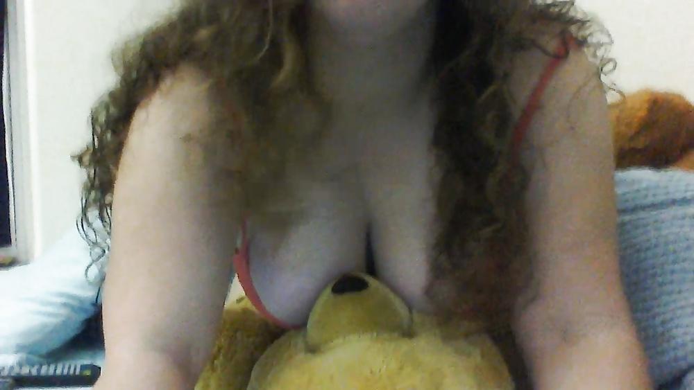 16P BIG TITS AND ROUND ASS WITH WET PUSSY THROWN IN (26)
