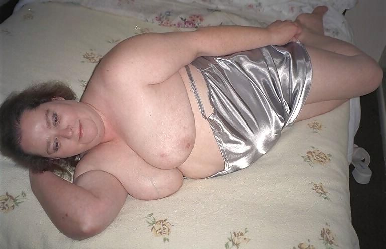 25P Amateur Mature 