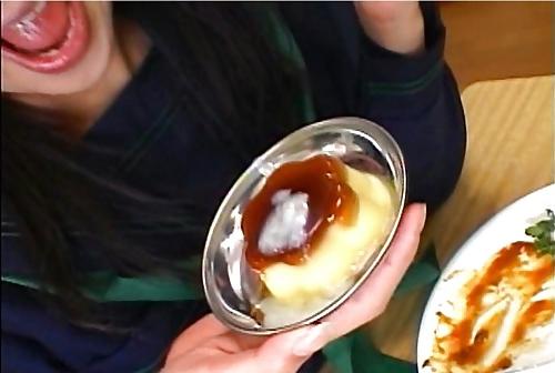 25P Cum on food