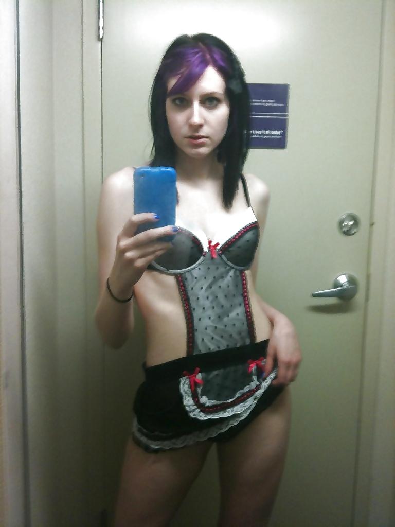 22P Crossdresser and sweets