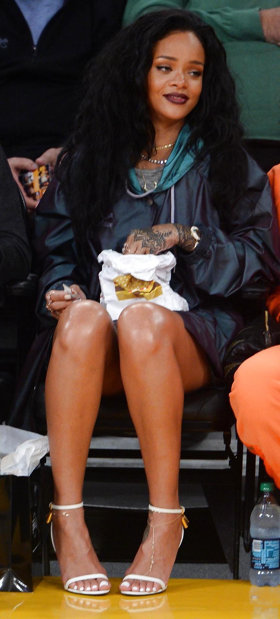 25P Rihanna