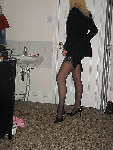 25P Stockings, lingerie, heels ... & cats 25