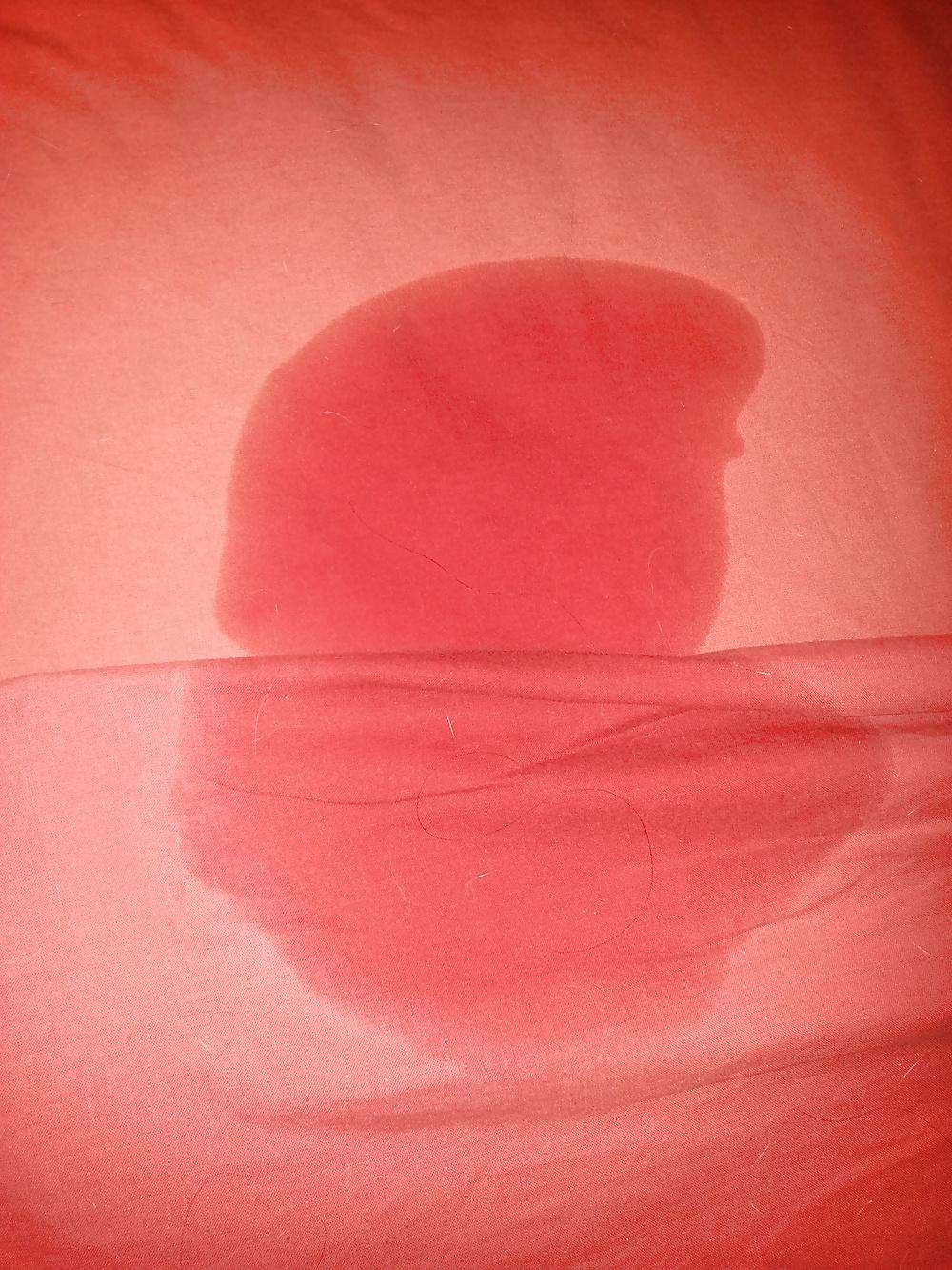 10P Masturbating and squirting...