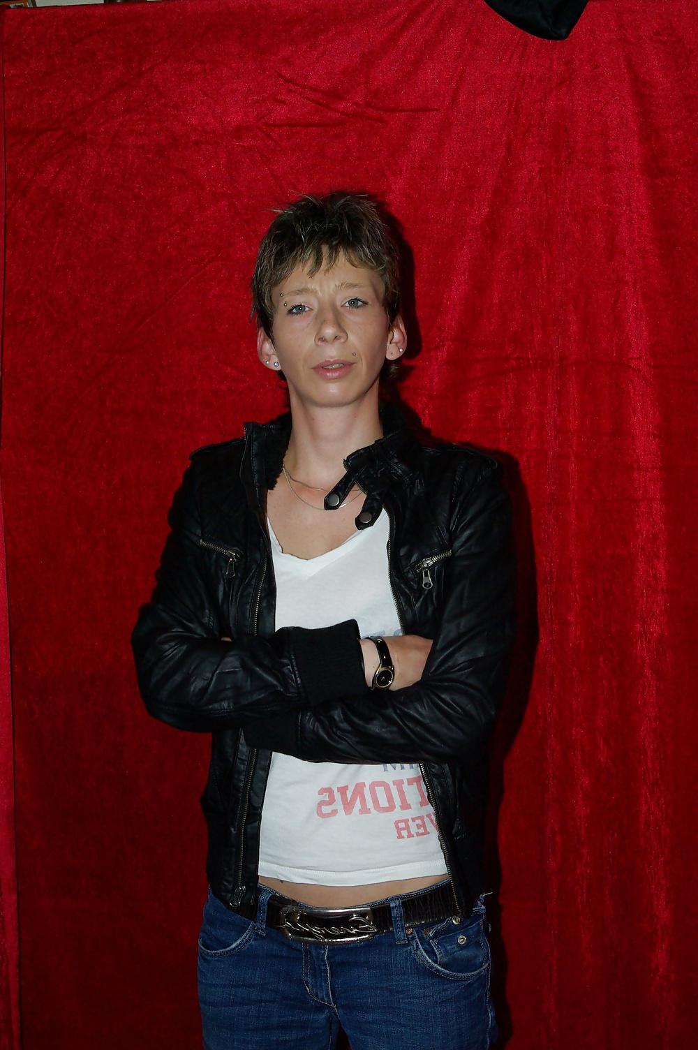 25P Wet and horny german milf  private pics