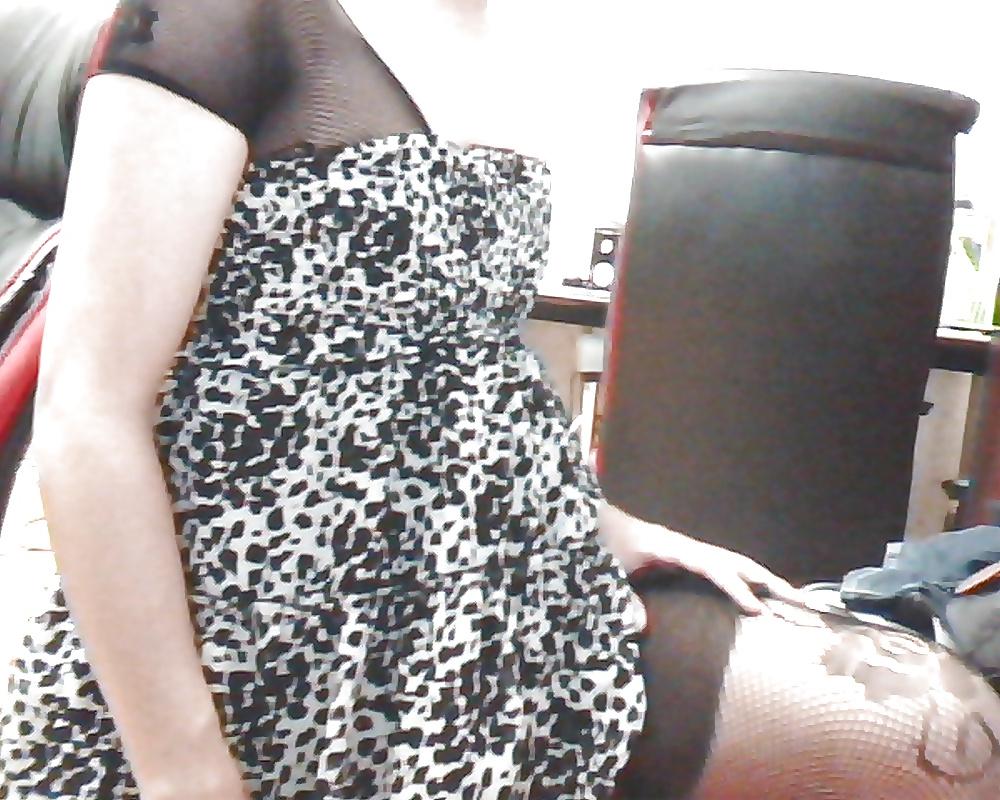 10P Crossdresser fishnet cumshot