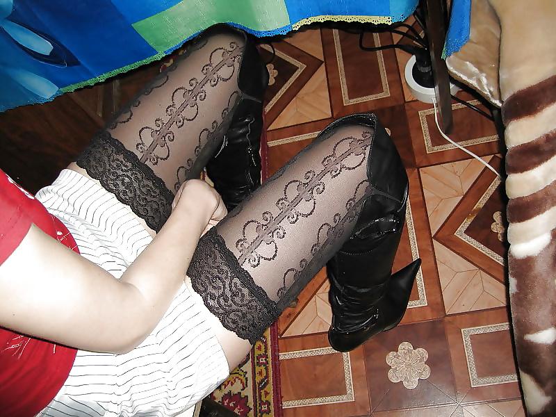 25P Stockings, lingerie, heels ... & cats 22