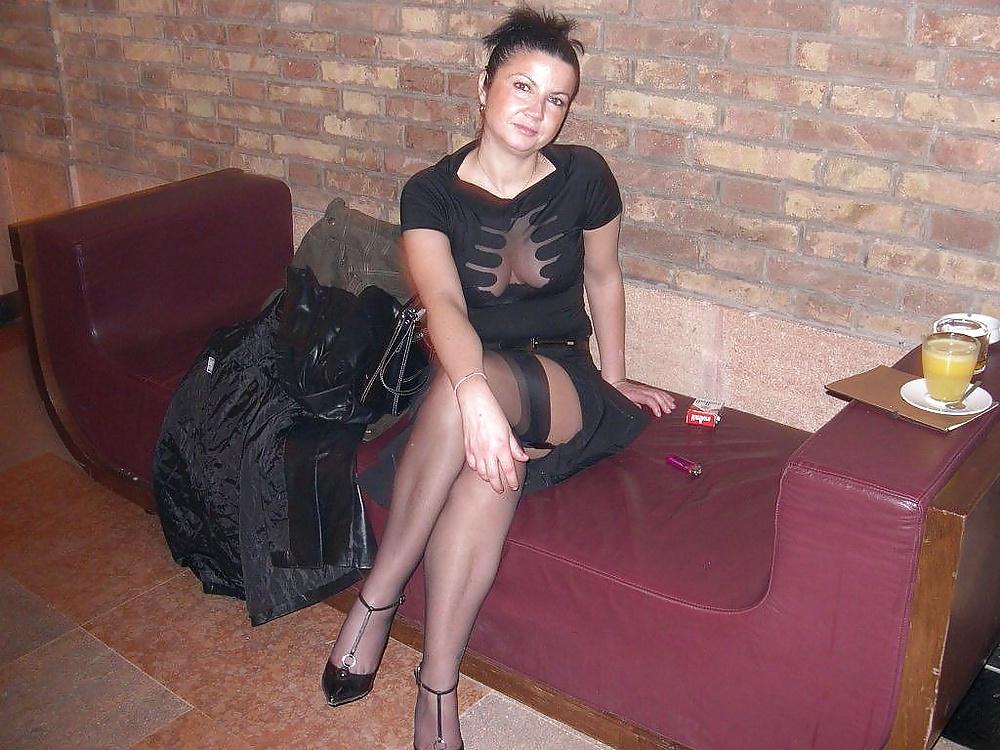 25P Stockings, lingerie, heels ... & cats 22