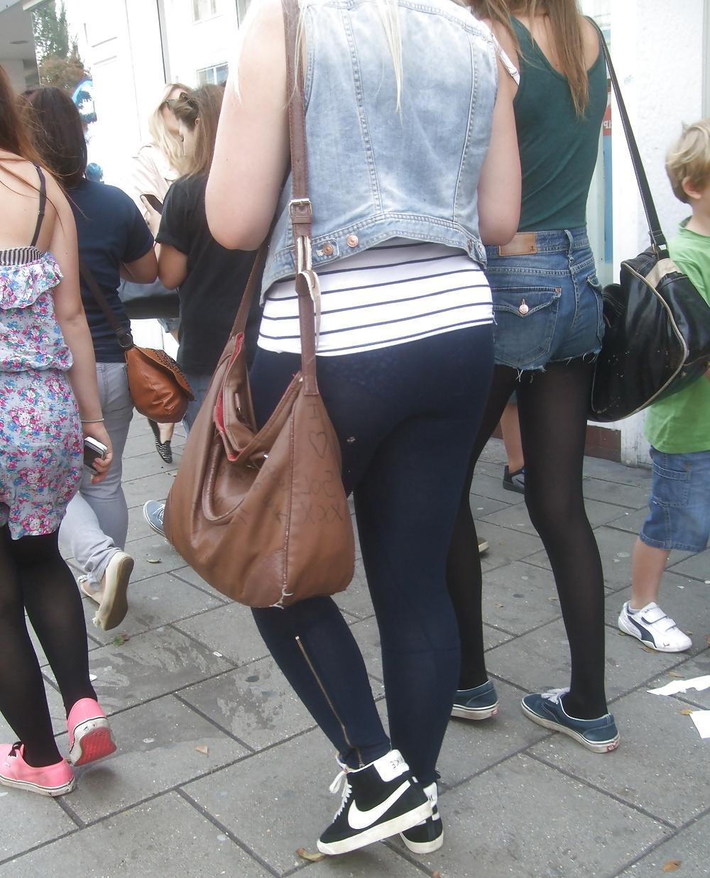 12P Street candids in black pantyhose and leggings 