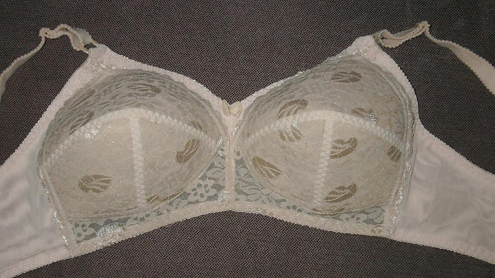 20P Sri lankan mom's underwears