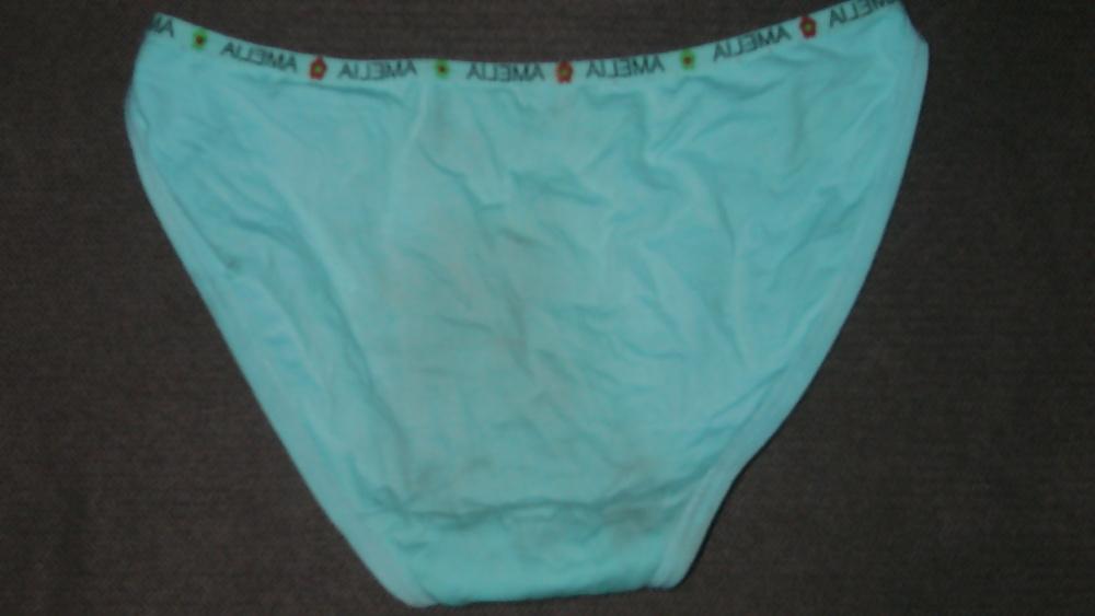 20P Sri lankan mom's underwears