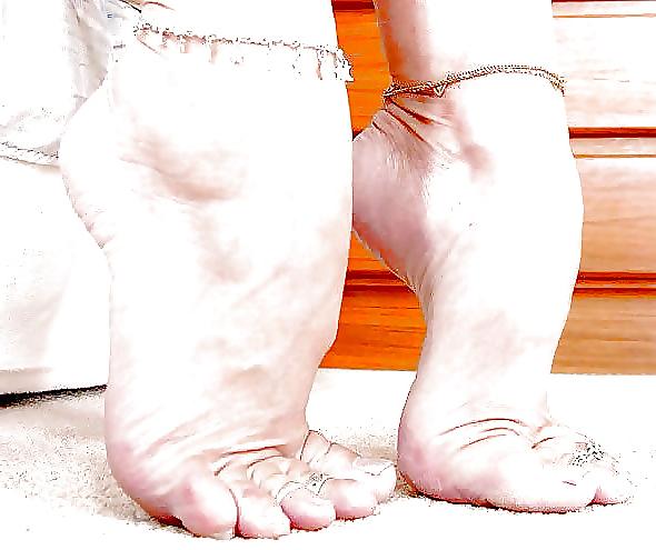15P Foot Fetish I'm A Sole Man -Sexy And Erotic #16 