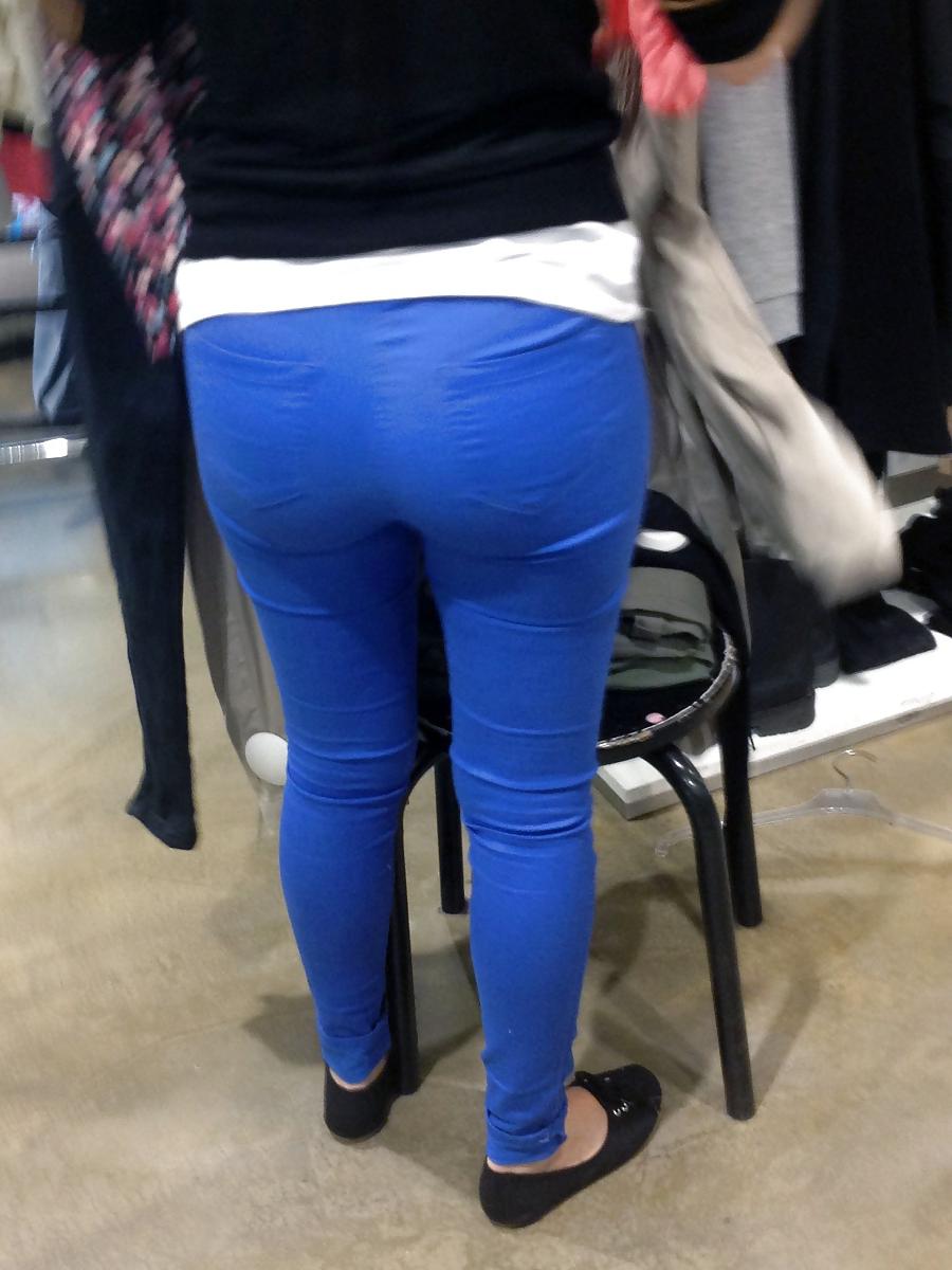18P Candid Ass Street - 2 