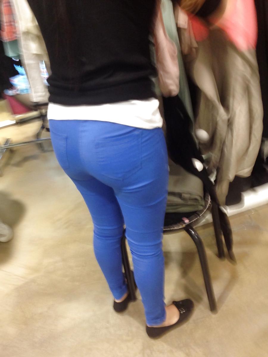 18P Candid Ass Street - 2 
