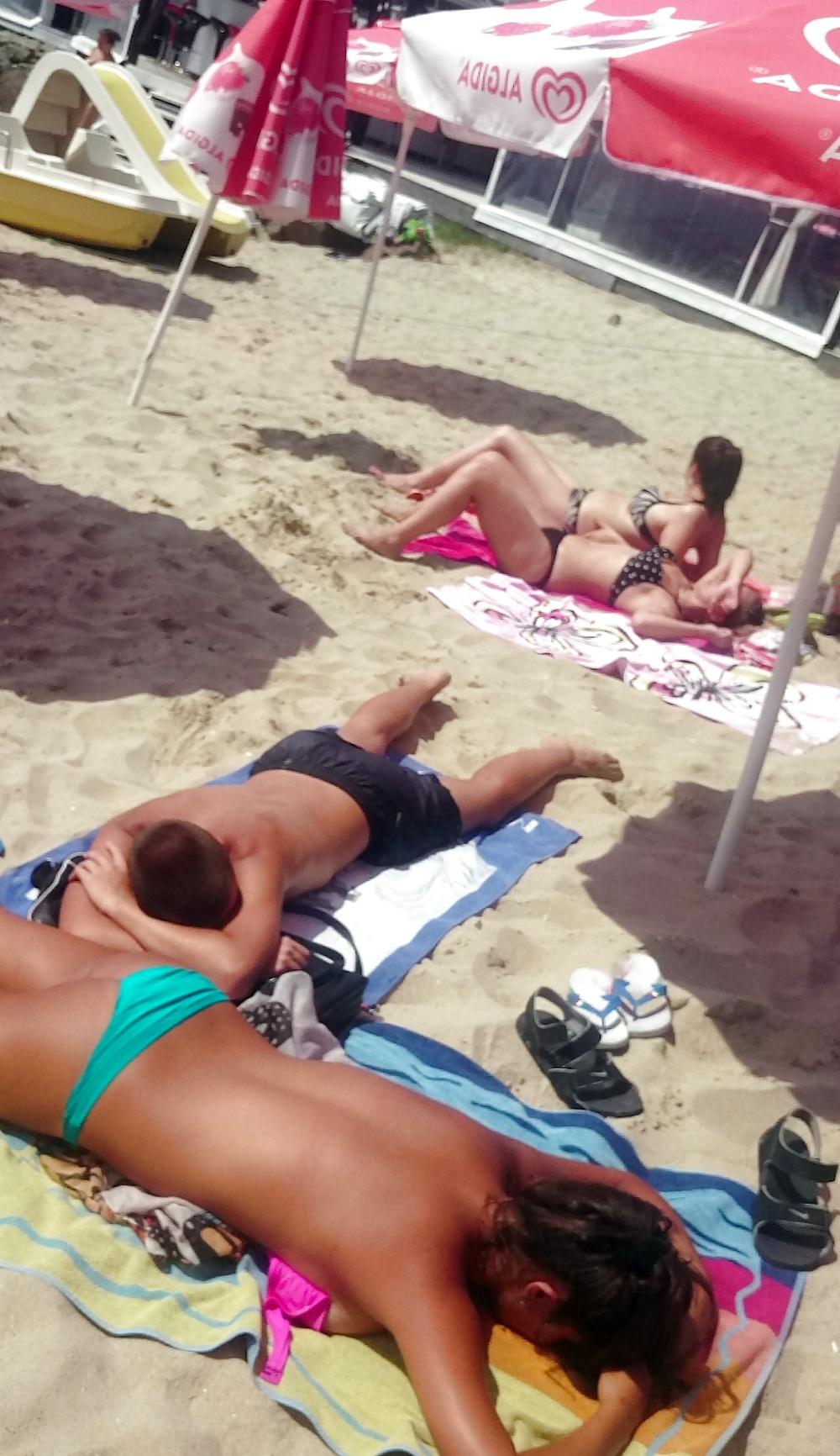 10P Beach- big boobs baby