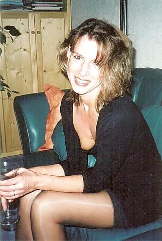 25P Young Bettina German Slutwife