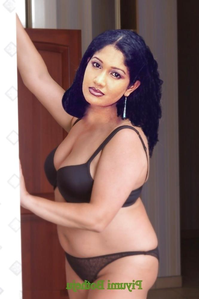 25P Sri Lankan Actress Funny