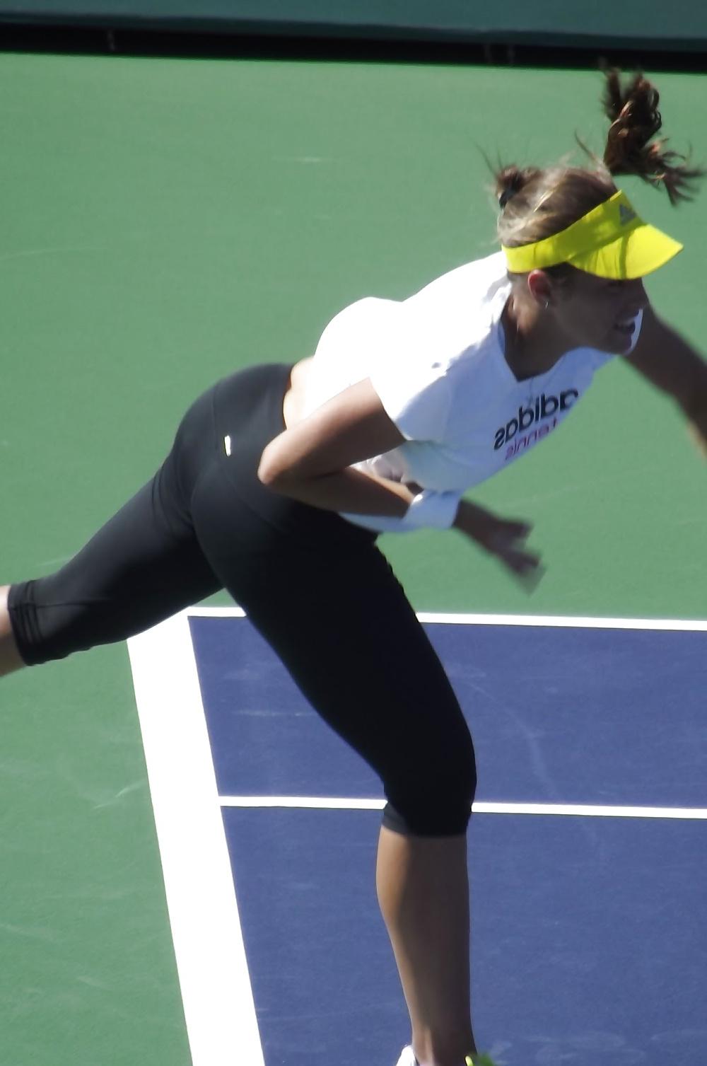 14P Monica Puig