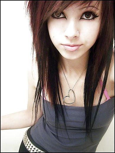 25P Emo-Chicks 3